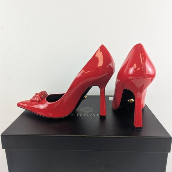 Used with tags Versace Red Medusa Pumps Size 38 Size 8 - Picture 8 of 8